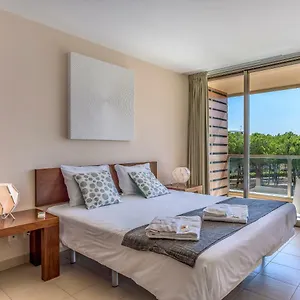 Flh Salgados Apartamento